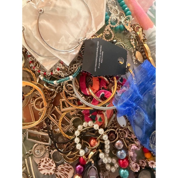 paparazzi Jewelry - Jewelry Lot Paparazzi Lovisa Hildie & Jo Bracelets Necklaces Earrings 50+ Pcs